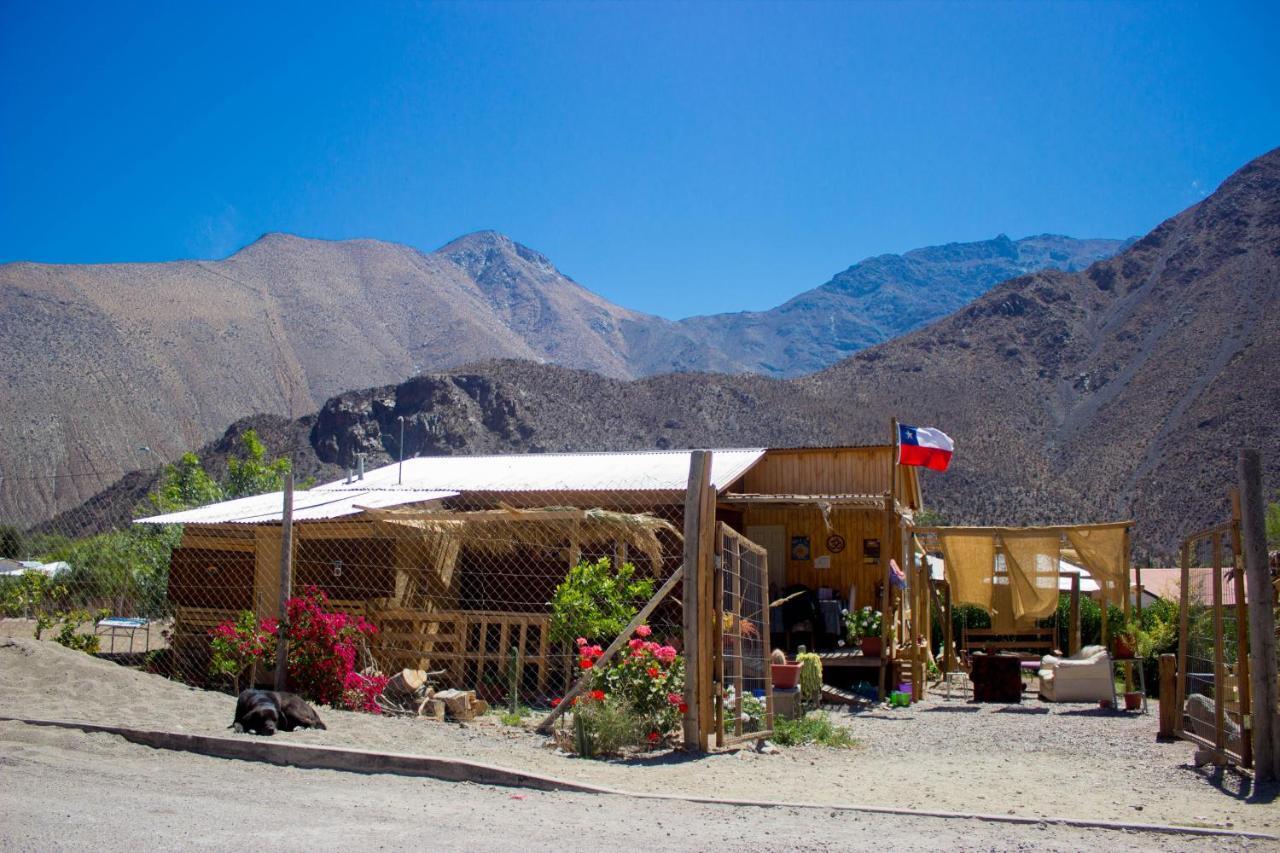 Astro Camping Elqui Experience Вікунья Екстер'єр фото
