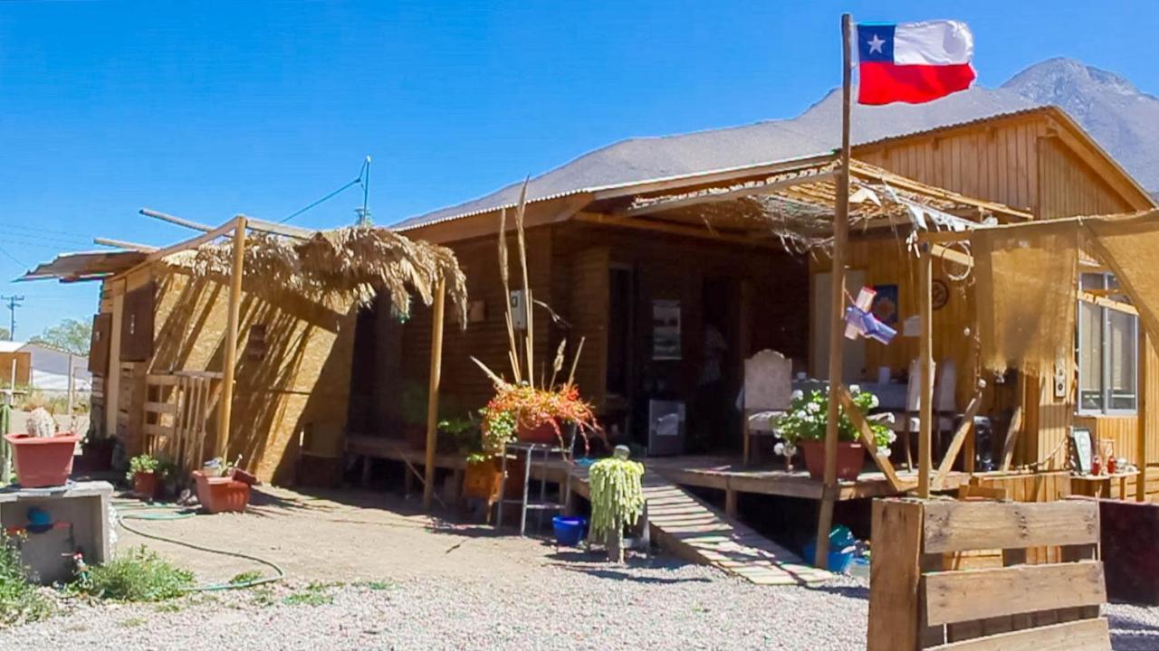 Astro Camping Elqui Experience Вікунья Екстер'єр фото